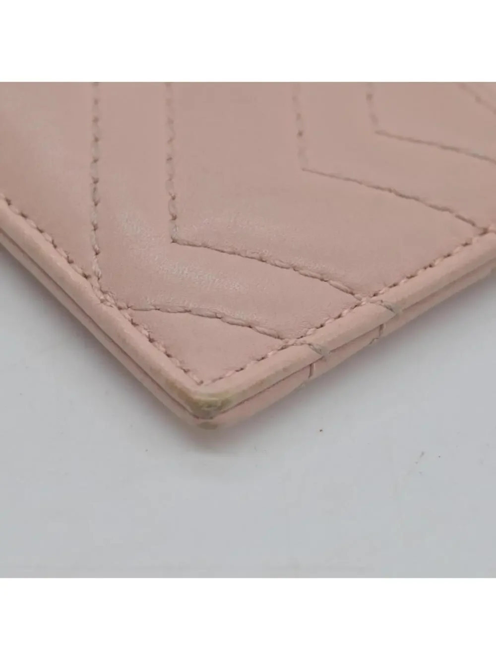 $370 Gucci  Double G Logo Leather Card Holder - Picture 8 of 15